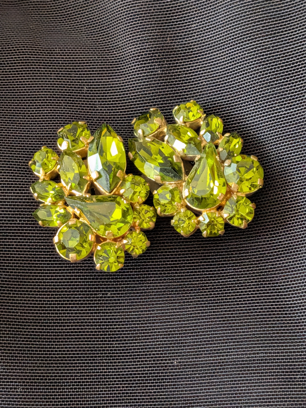 Vintage-Inspired Lime Green Crystal Clip-On Earrings